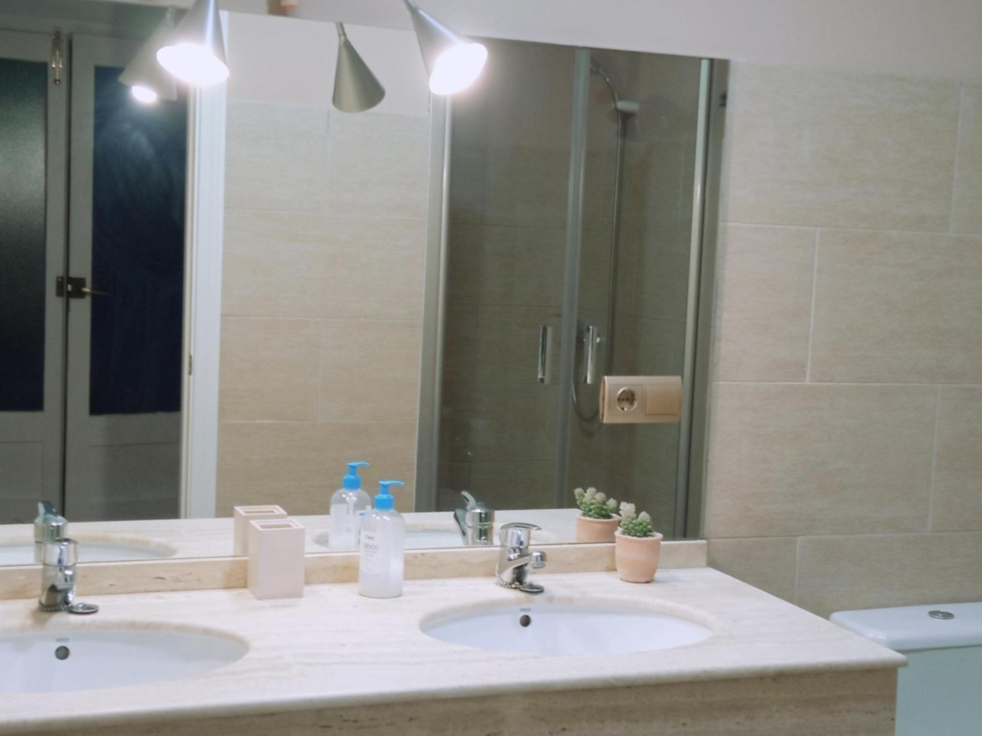 Apto La Almena 2 Junto A Plaza Mayor,2 Habitaciones,parking Gratuito *